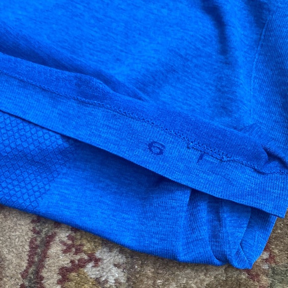 Lululemon Ebb & Flow Tank Top - Picture 2 of 6